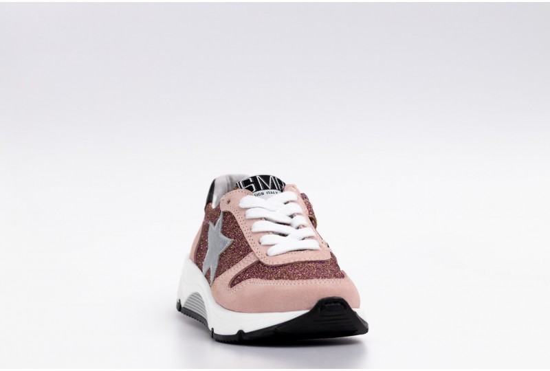 DAINA V04